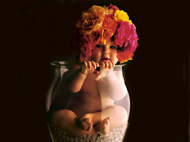 Babies GB Pics - Gstebuch Bilder - baby_im_glass.jpg